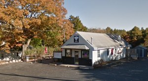 The Best Pizza In Rhode Island Is Hiding Miles Down A Winding Rural Road, But It’s So Worth The Effort