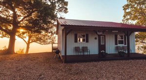 The Cabin Surrounded By Fall Foliage Is The Best Place For An Autumnal Getaway