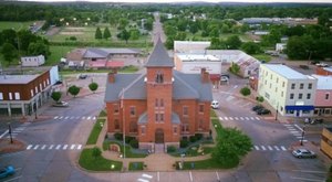 Enjoy The Simple Life When You Visit This Tiny Rural Community In Missouri