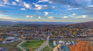 The Little-Known Scenic Spot In Pennsylvania That Comes Alive With Color Come Fall