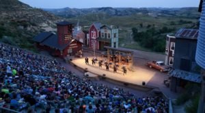 Grab Some Steak Fondue And Watch An Outdoor Musical At This Awesome Spot In North Dakota