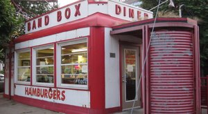 Pint-Size Band Box Diner In Minnesota Is Open For The First Time Since 2020