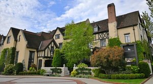 This English Manor-Inspired Historic Hotel In Illinois Is A Hidden Gem Perfect For A Getaway