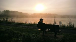 The One Hikeable Lake Near Cleveland That’s Simply Breathtaking In The Fall