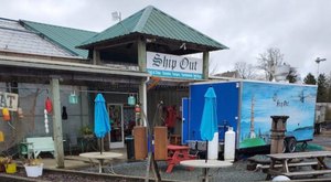 The Best Fish And Chips In Oregon Is Served At This Iconic Hole-In-The-Wall Restaurant