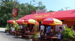 Everyone Goes Nuts For The Hamburgers At This Nostalgic Eatery Near Chicago