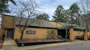 The Coolest Visitor Center In Arkansas Has A Hiking Trail And An Emerald Quarry Where You Can Rent Paddle Boats