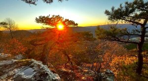 The 3-Mile Sam’s Loop Trail Leads Hikers To The Most Spectacular Fall Foliage In Arkansas