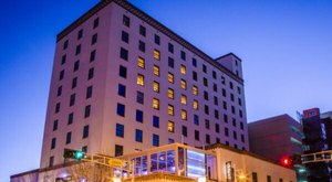 3 Haunted Hotels In Albuquerque That Will Make Your Stay A Nightmare