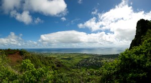 11 Incredible Hikes Under 5 Miles Everyone In Hawaii Should Take