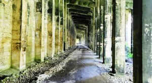 The Spooky Washington Hike That Will Lead You Somewhere Deserted