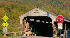 The Small Town In Vermont That Comes Alive In The Fall Season