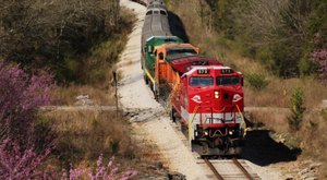 This 168-Mile Train Ride Is The Most Relaxing Way To Enjoy Nashville Scenery