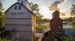 You’ll Never Forget A Night In One Of The Kansas City Area’s Most Unique Lodges