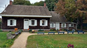 The Oldest Building In New York Was Built Around 1652 And Is Now A Museum